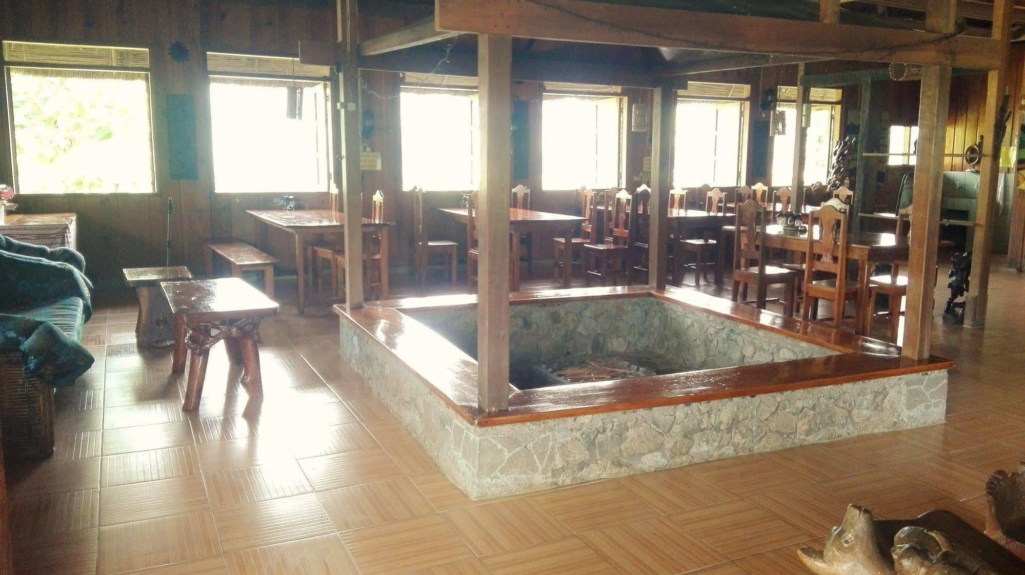 Native Village Inn Banaue Exteriör bild